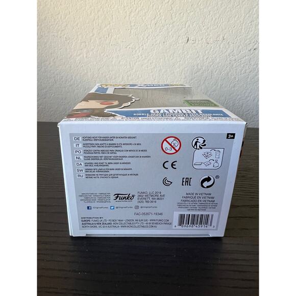 VAULTED LIMITED EDITION EXCLUSIVE Gambit X-Men Funko Pop #554 Marvel Comics MCU - Picture 6 of 6